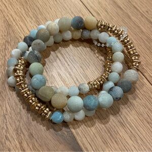 Set of 3 stretch bracelets (new)